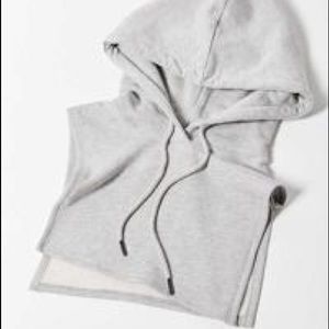 urban outfitters removable hood